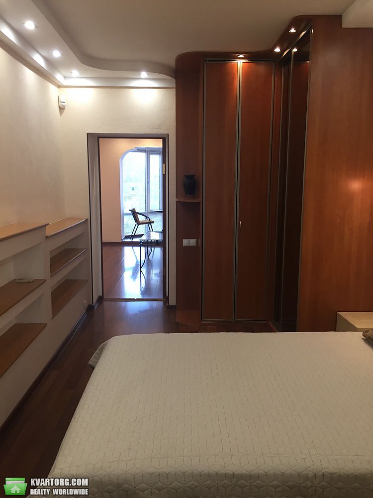 Rent out 2-room apartment. Киев,  Дружбы Народов бул — photo 6
