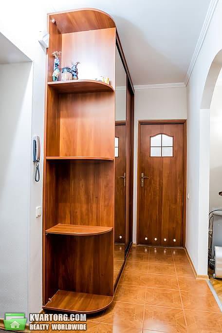 Rent out 2-room apartment. Киев,  Заречная — photo 8