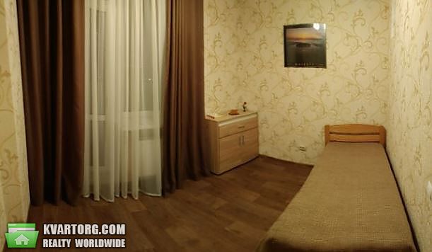 Rent out 2-room apartment. Киев,  Обуховская — photo 1