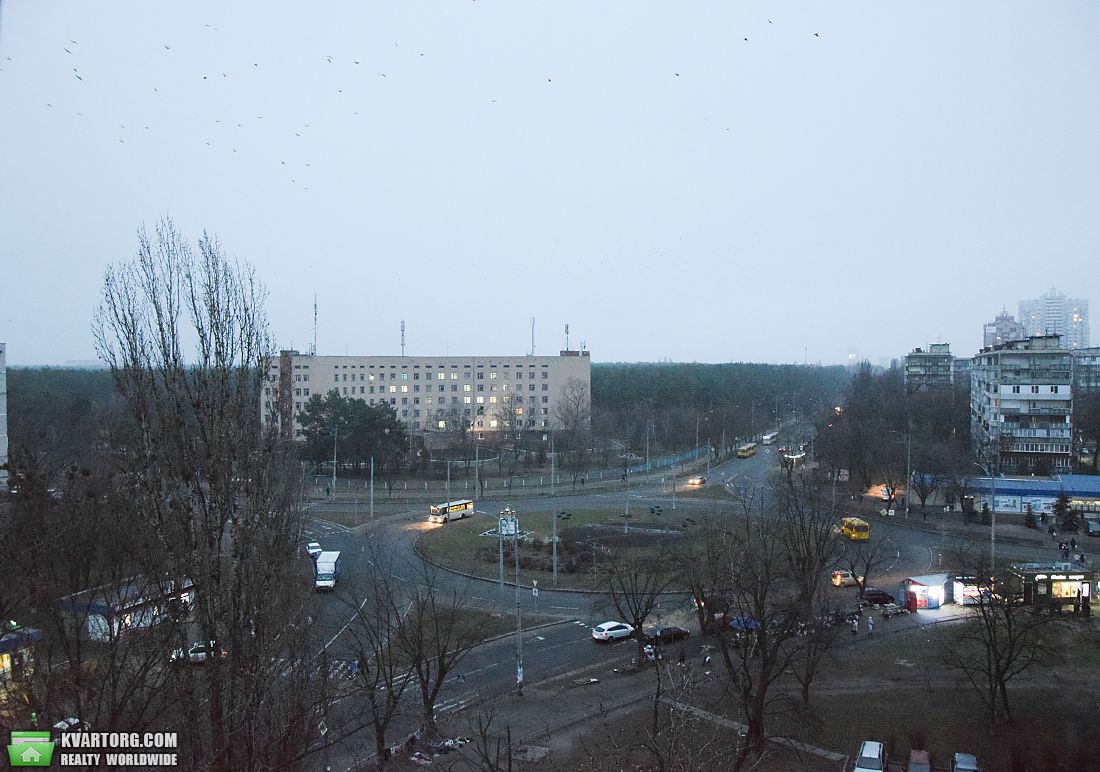 Sell 2-room apartment. Киев,  Жукова — photo 3