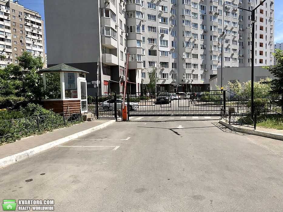 Sell 3-room apartment. Киев,  Бажана — photo 2