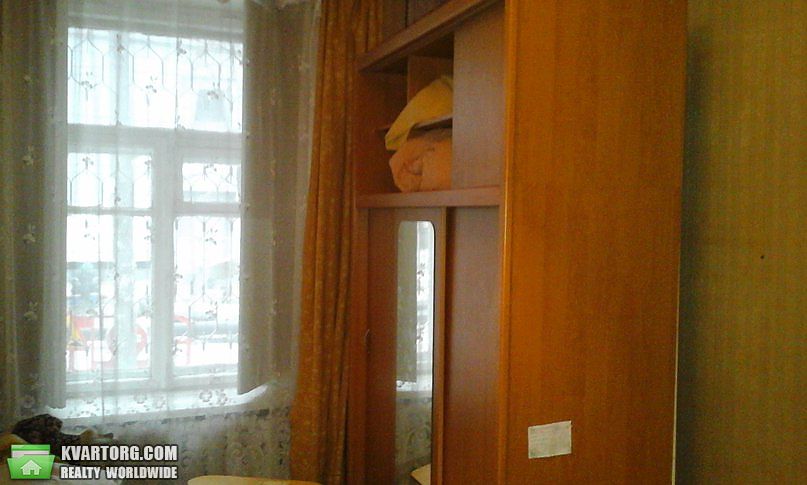 Sell 2-room apartment. Днепропетровск, Клары Цеткин — photo 1
