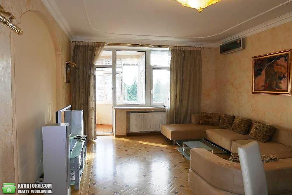 Rent out 3-room apartment. Киев,  Леси Украинки бул — photo 1