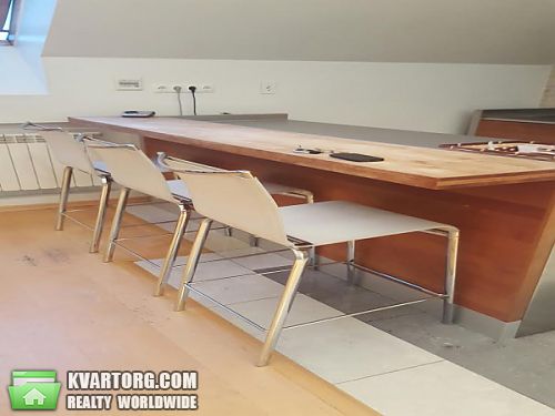 Rent out multi-room apartment. Днепропетровск, Комсомольская — photo 1