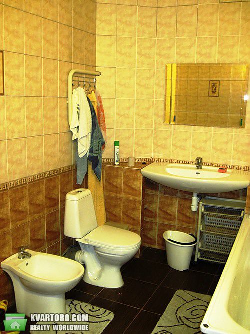 Sell 3-room apartment. Киев,  Амосова — photo 4