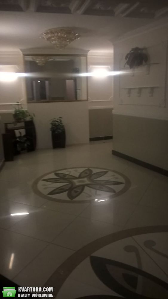 Rent out 3-room apartment. Киев,  Днепровская наб — photo 10