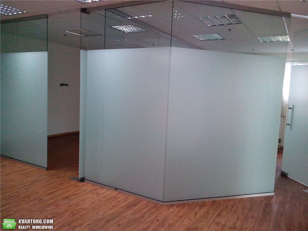 Rent out office. Киев, бульваре Дружбы Народов — photo 1