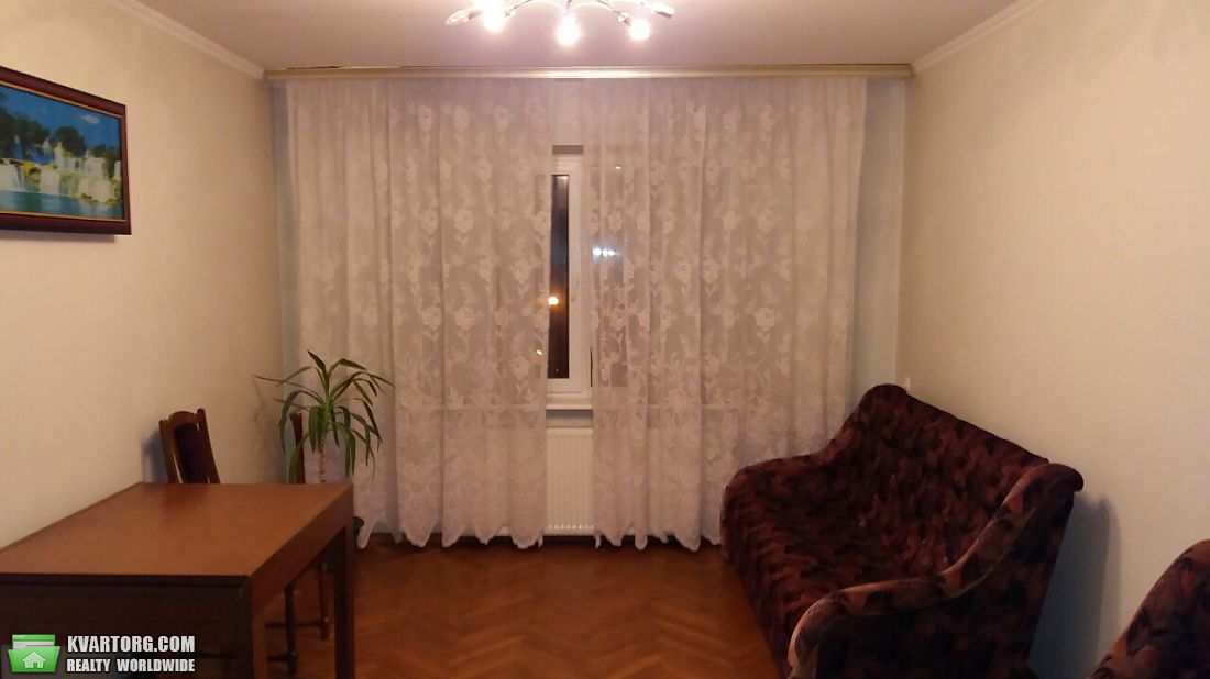 Rent out 2-room apartment. Киев,  Гетьмана — photo 4