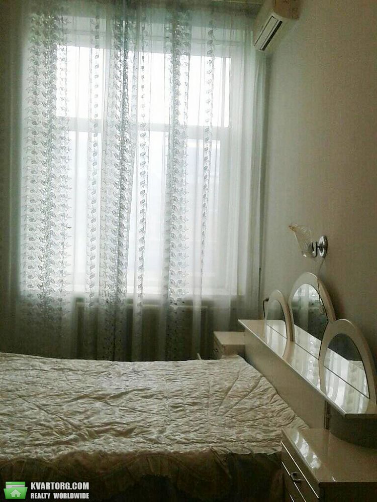 Rent out 2-room apartment. Киев,  Сечевых Стрельцов — photo 6