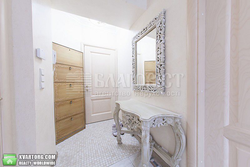 Rent out 2-room apartment. Киев,  Институтская — photo 9