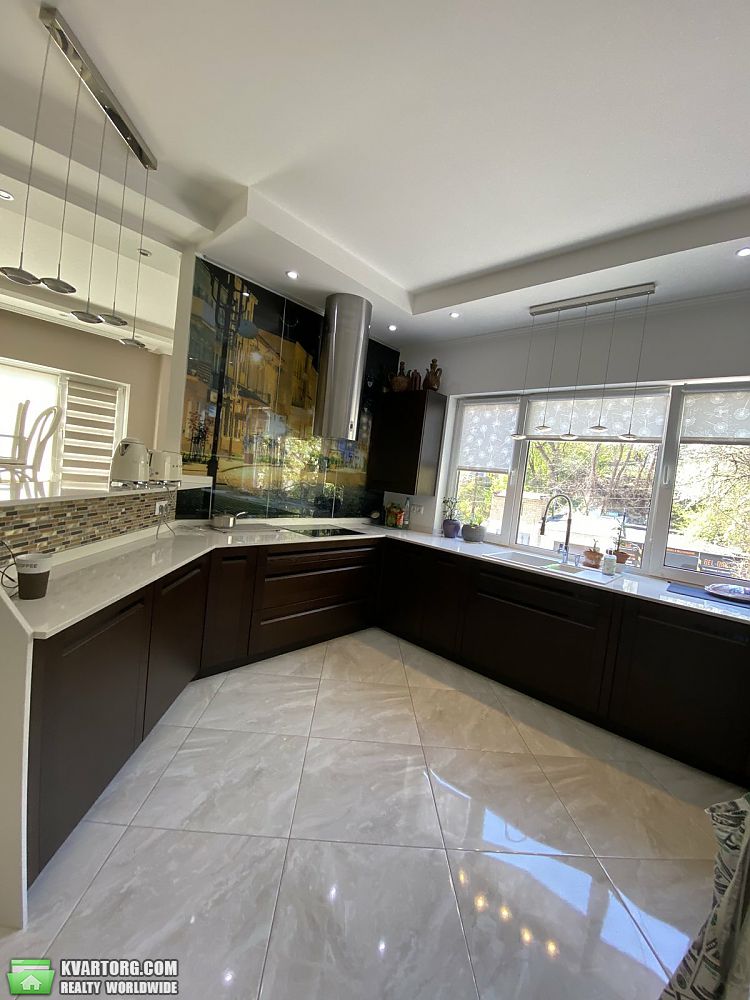 Sell 3-room apartment. Киев, Соляная — photo 2