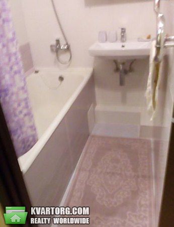 Rent out 2-room apartment. Киев,  Русановская наб — photo 5