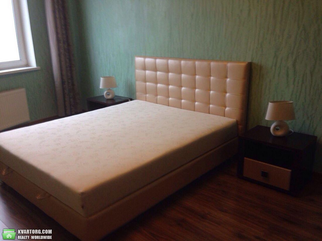 Sell 3-room apartment. Киев,  ул. Окипной Раисы — photo 1