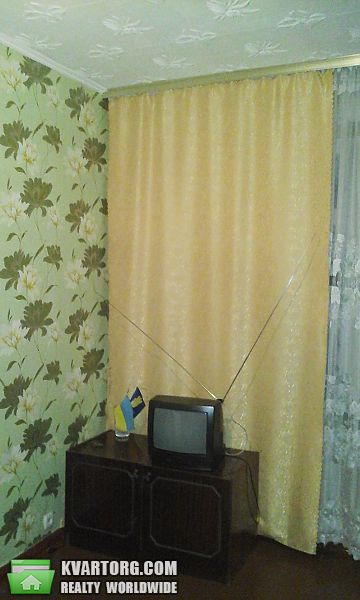 Sell 1-room apartment. Киев, Ватутина пр — photo 1