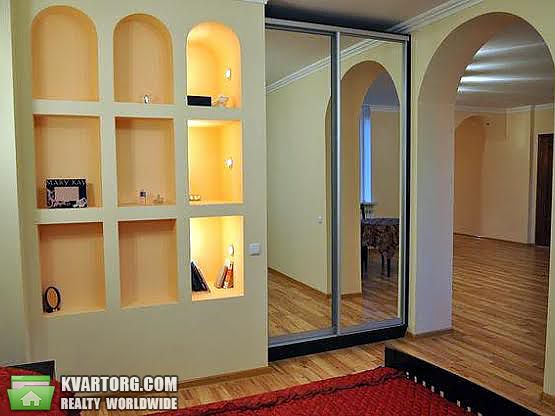 Rent out 2-room apartment. Киев,  Саперно-Слободская — photo 2