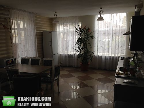 Rent out house. Киев, Ленинградская пл — photo 2