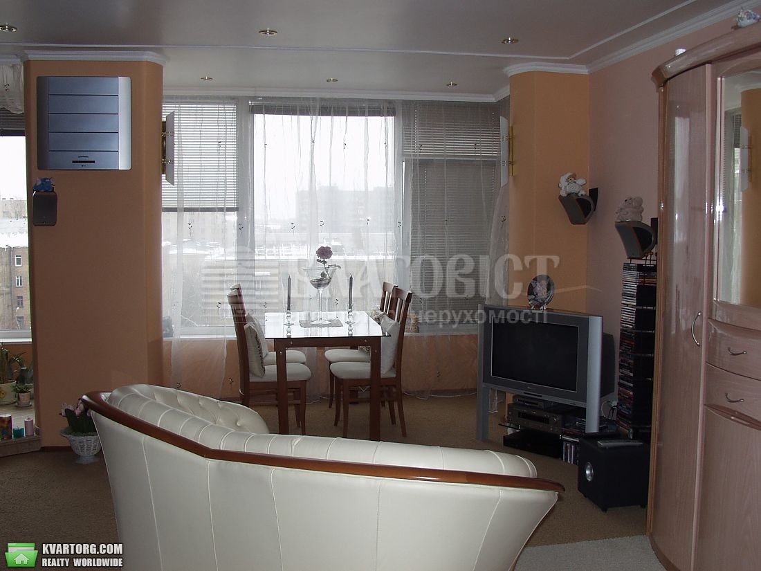 Rent out 1-room apartment. Киев,  Кловский спуск — photo 3
