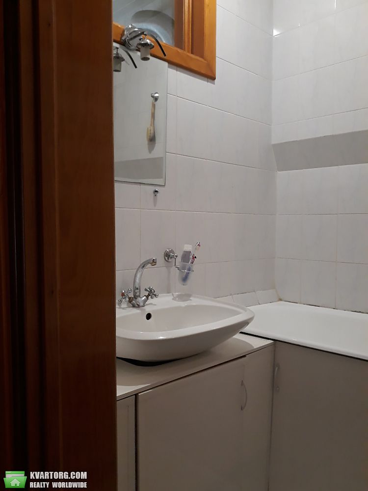 Sell 3-room apartment. Днепропетровск, пр.Д.Яворницкого — photo 4