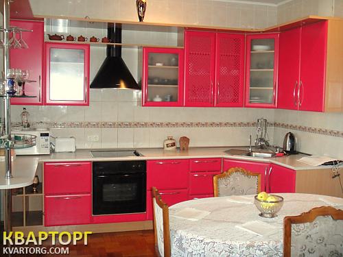 Rent out 5-room apartment. Киев,  Павловская — photo 1
