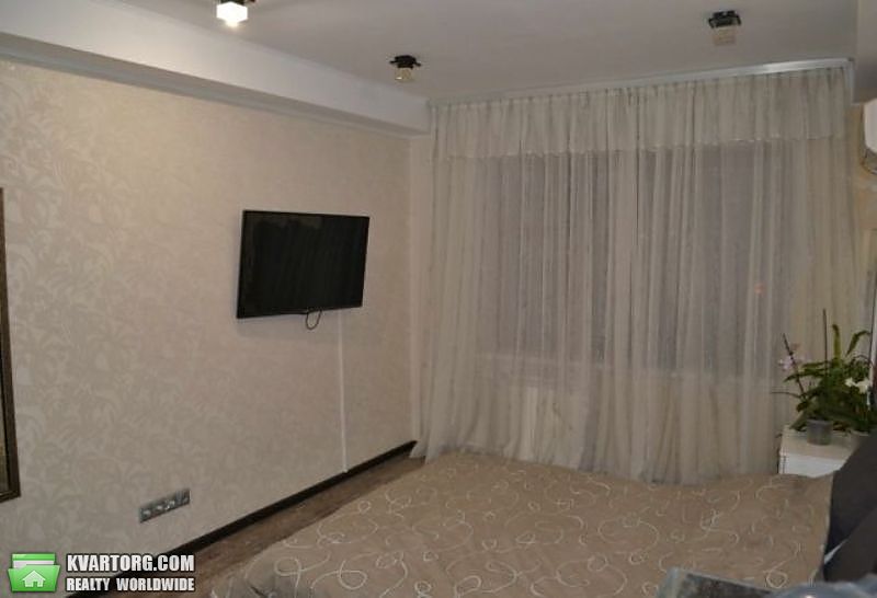 Sell 3-room apartment. Киев,  Шолом-Алейхема — photo 5