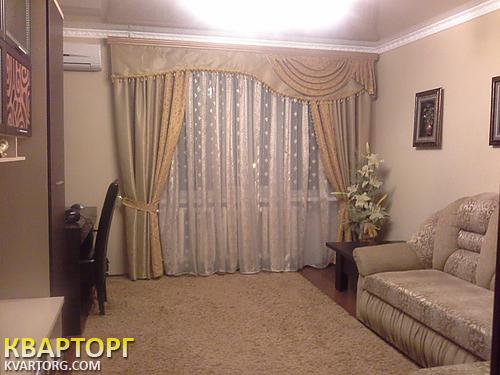 Sell 2-room apartment. Киев,  Салютная — photo 4