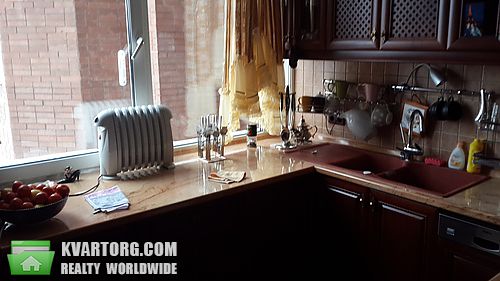 Sell 4-room apartment. Киев,  Клиническая — photo 8