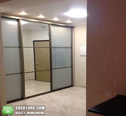 Rent out 2-room apartment. Киев,  Срибнокильская — photo 9