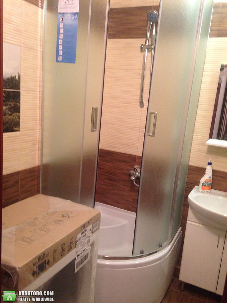 Rent out 1-room apartment. Киев,  Ясиноватский пер — photo 6