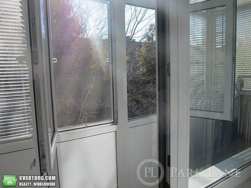 Sell 2-room apartment. Киев, Богомольца — photo 1