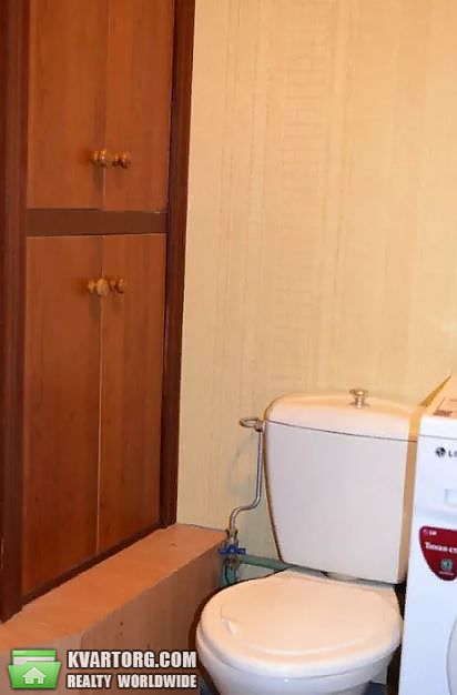 Sell 2-room apartment. Киев,  Урловская — photo 9