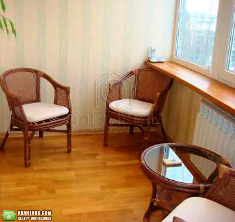 Rent out 2-room apartment. Киев,  Верховного Совета бул — photo 1