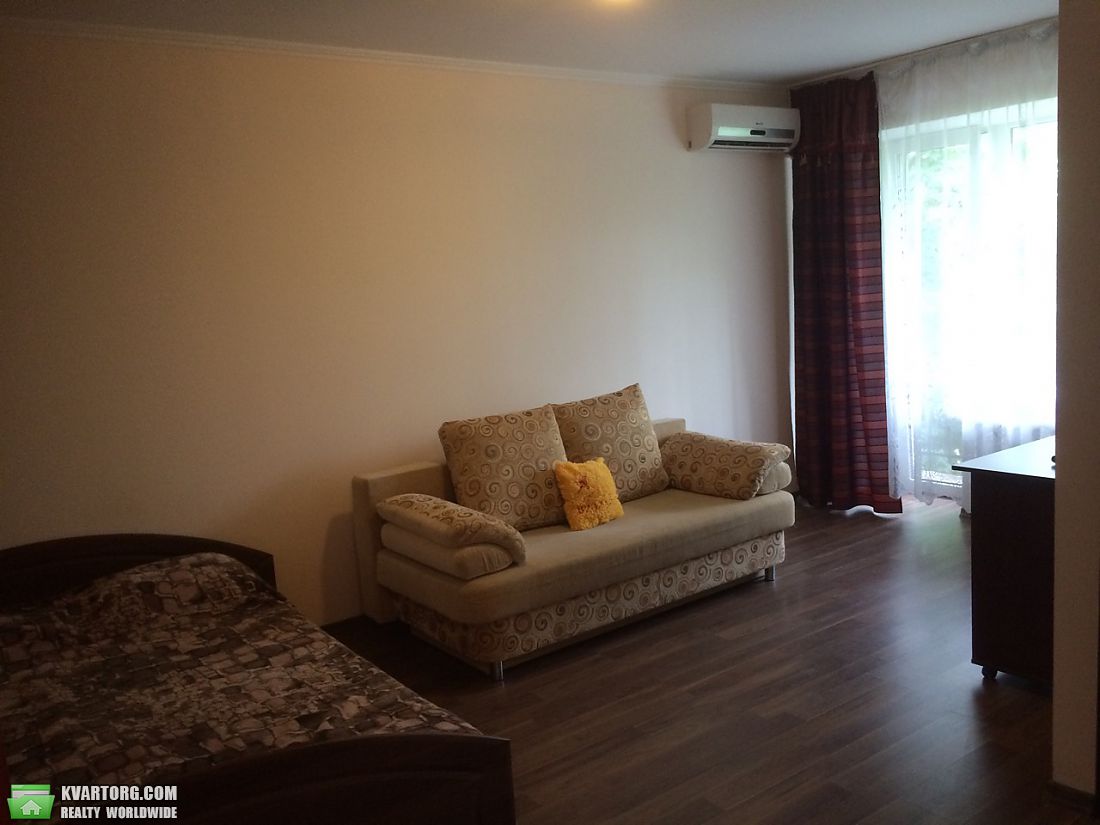 Rent out 1-room apartment. Одесса, Сегедская — photo 4