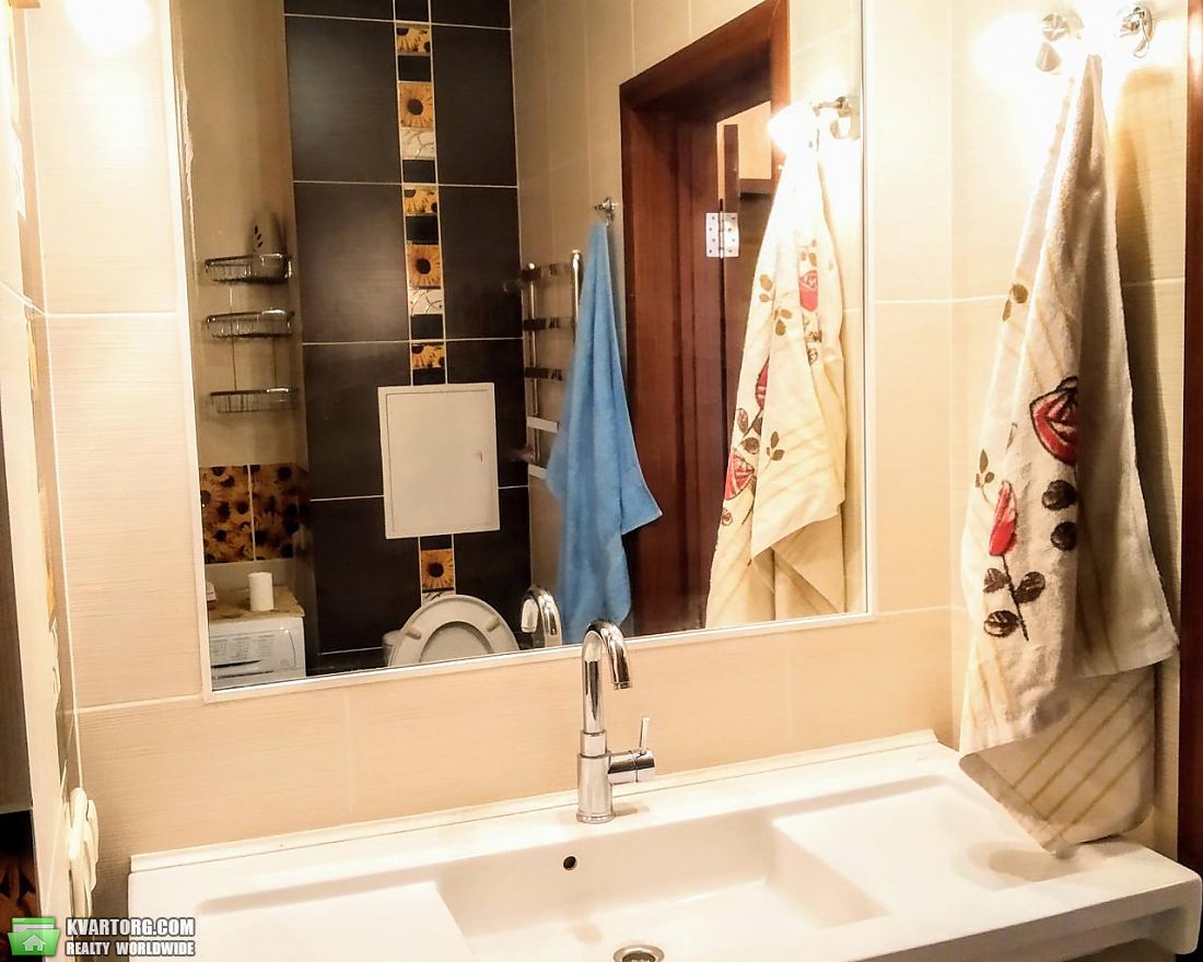 Rent out 2-room apartment. Киев,  Ахматовой — photo 3
