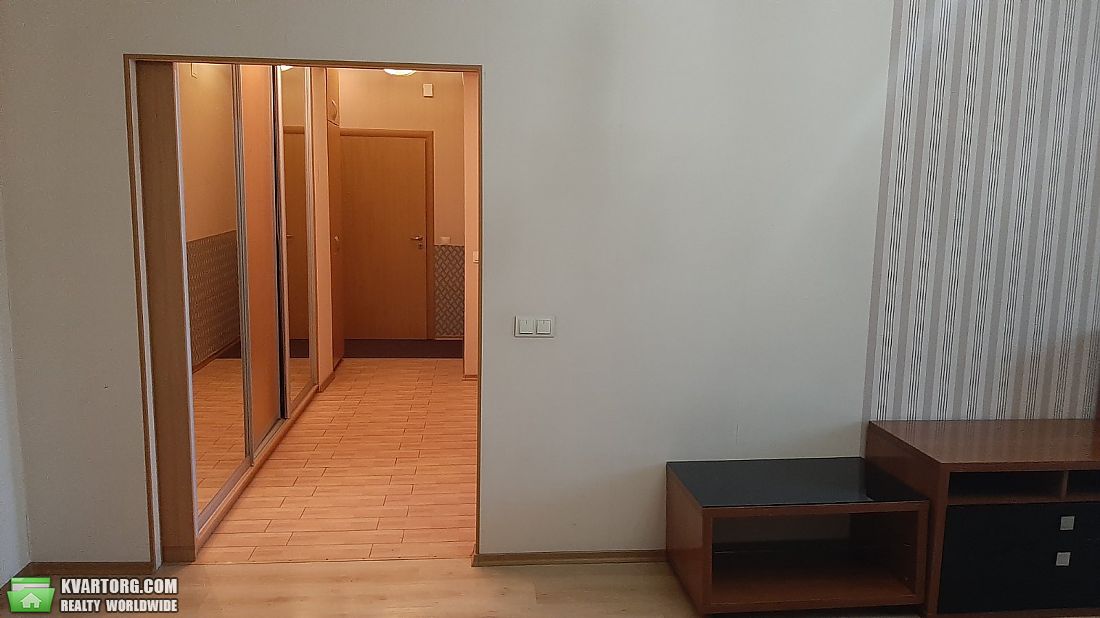 Rent out 1-room apartment. Киев,  Тимошенко — photo 6