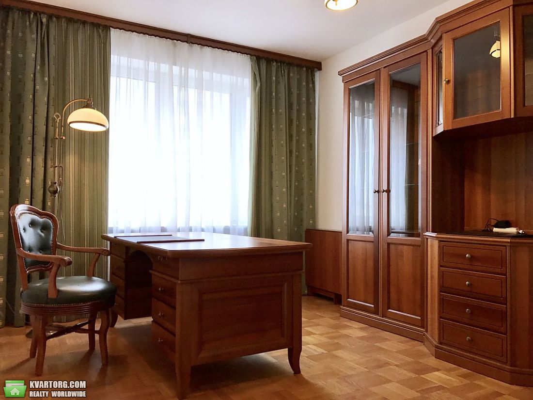 Rent out 3-room apartment. Киев, Леси Украинки бульв. — photo 2
