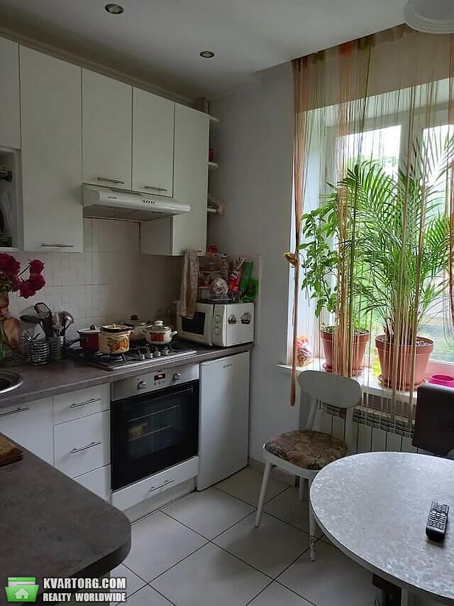 Sell 2-room apartment. Киев,  Строителей — photo 1