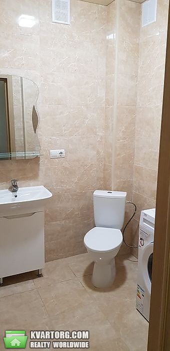 Rent out 2-room apartment. Львов, Шевченка — photo 9