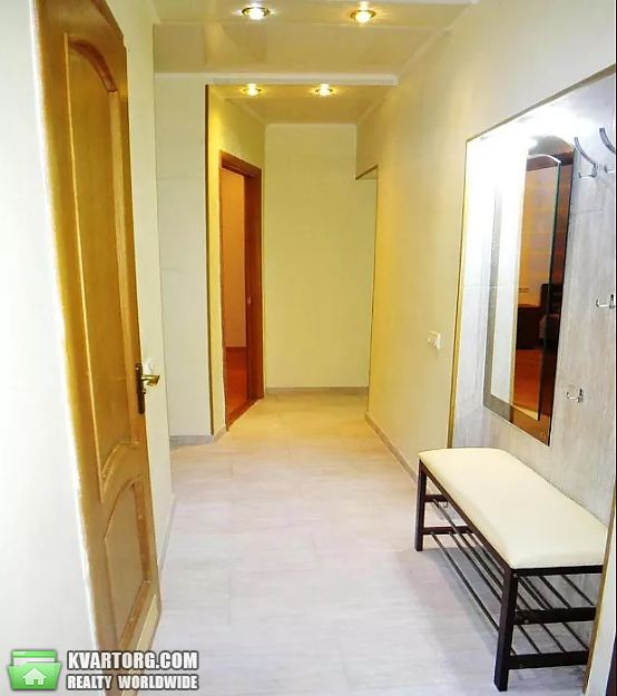 Rent out 2-room apartment. Киев,  Кловский спуск — photo 2