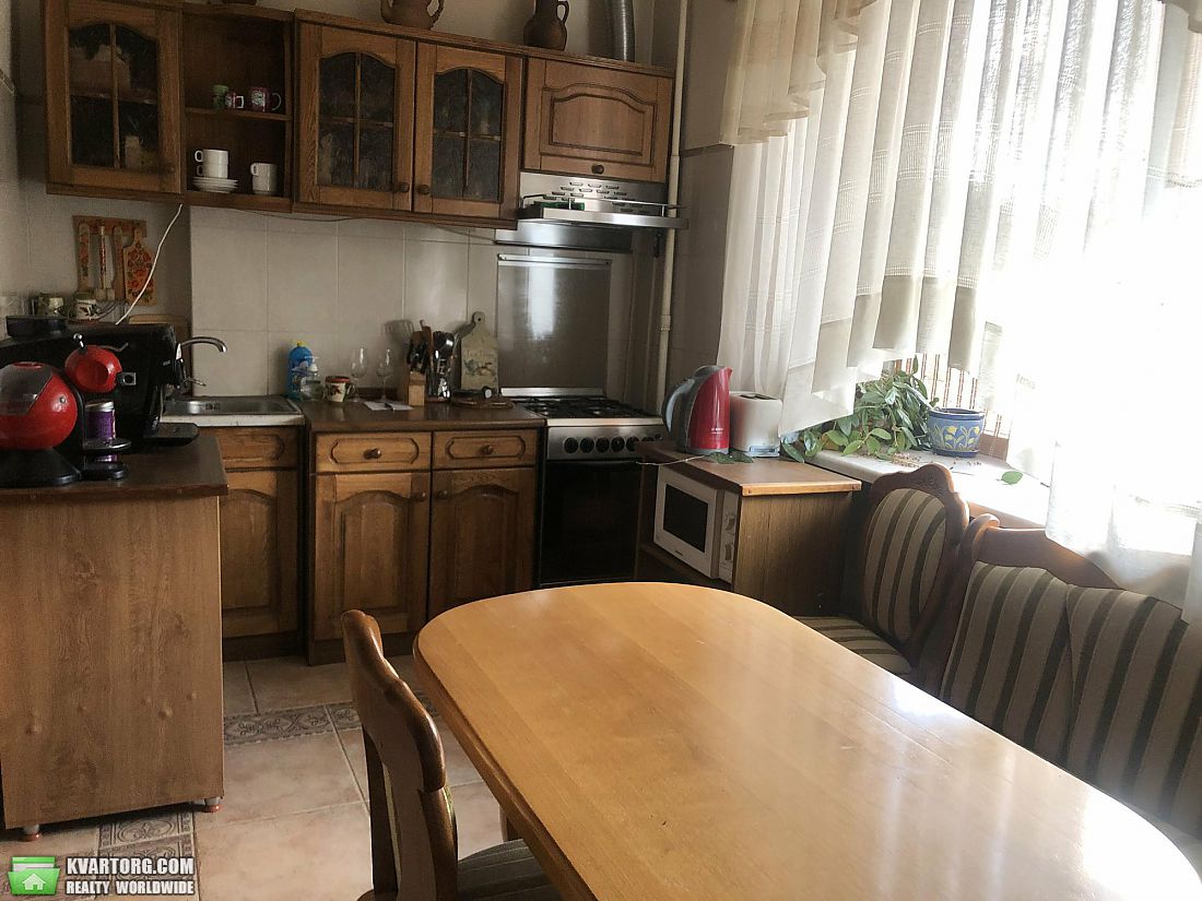 Sell 3-room apartment. Киев,  Метрологическая — photo 4