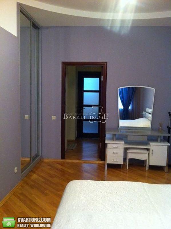 Rent out 2-room apartment. Киев,  Дарвина — photo 6
