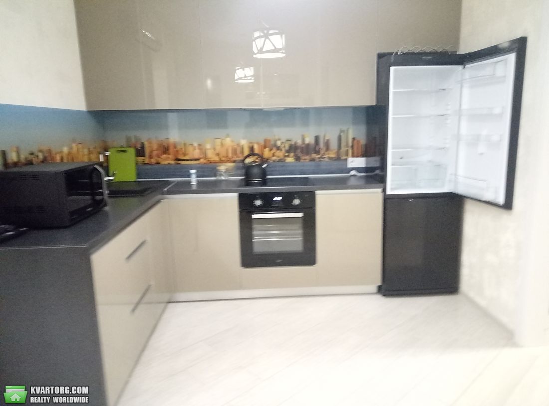 Rent out 2-room apartment. Харьков, пр.Науки — photo 1