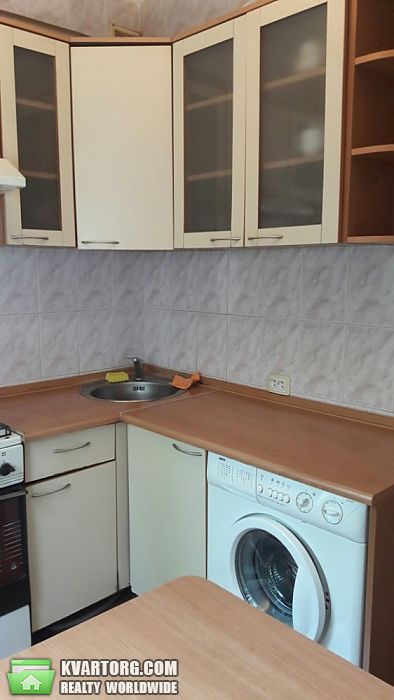Rent out 2-room apartment. Киев,  Щусева — photo 4