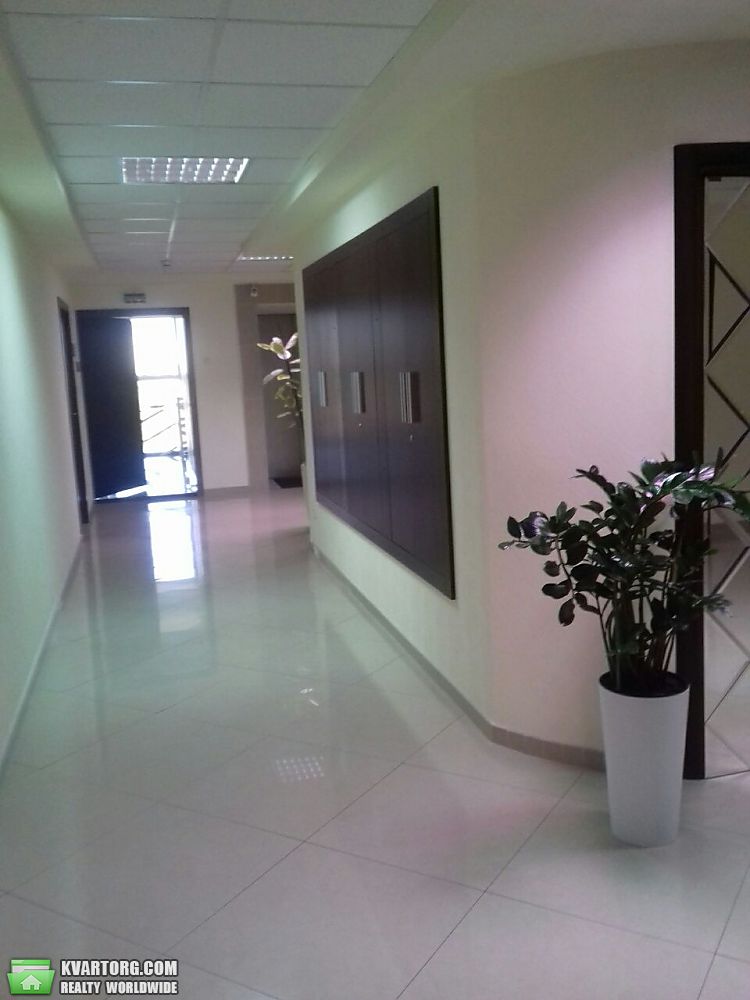 Rent out office. Киев, Дегтяревская — photo 8