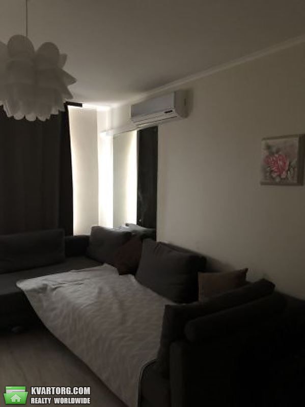 Sell 2-room apartment. Киев,  Березняковская — photo 2
