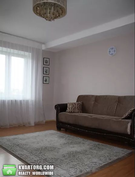 Rent out 3-room apartment. Киев, Леси Украинки — photo 1