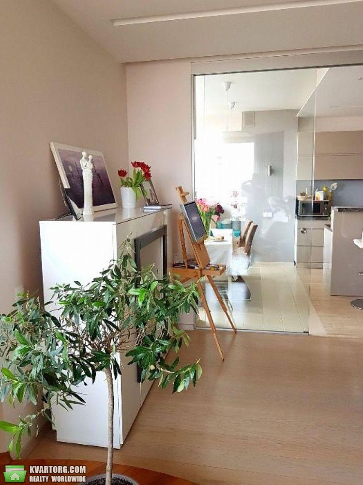 Rent out 3-room apartment. Киев,  Коломиевский пер — photo 10