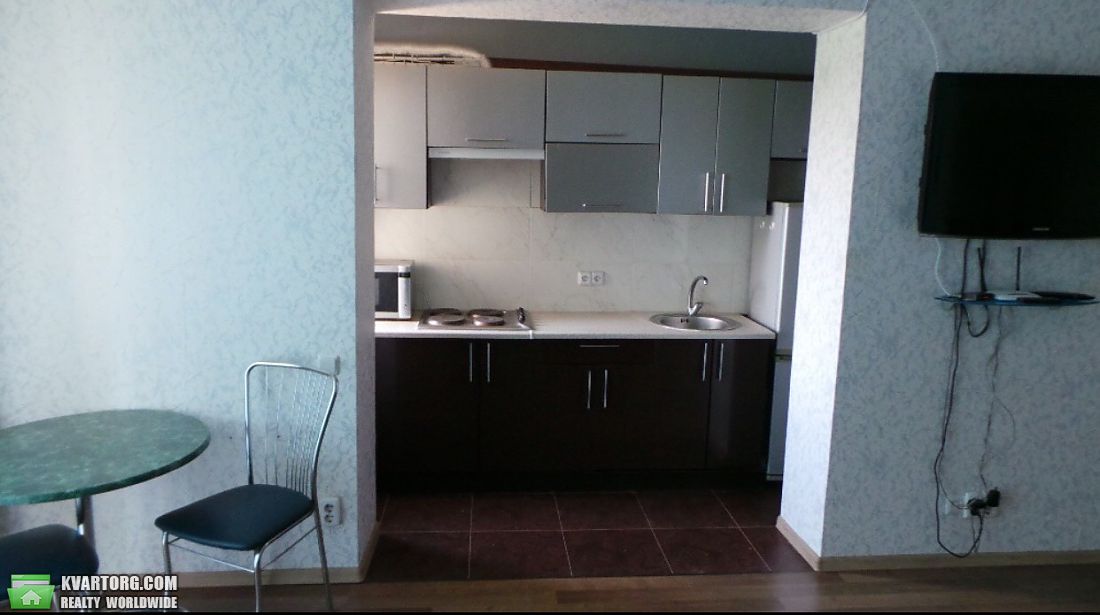 Rent out 1-room apartment. Киев, майкопская — photo 1