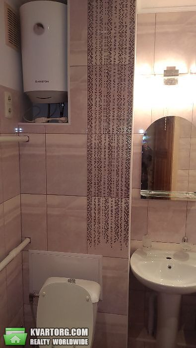 Rent out 1-room apartment. Киев, Мельникова — photo 10