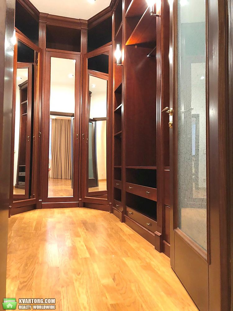 Rent out 5-room apartment. Киев,  Старонаводницкая — photo 7