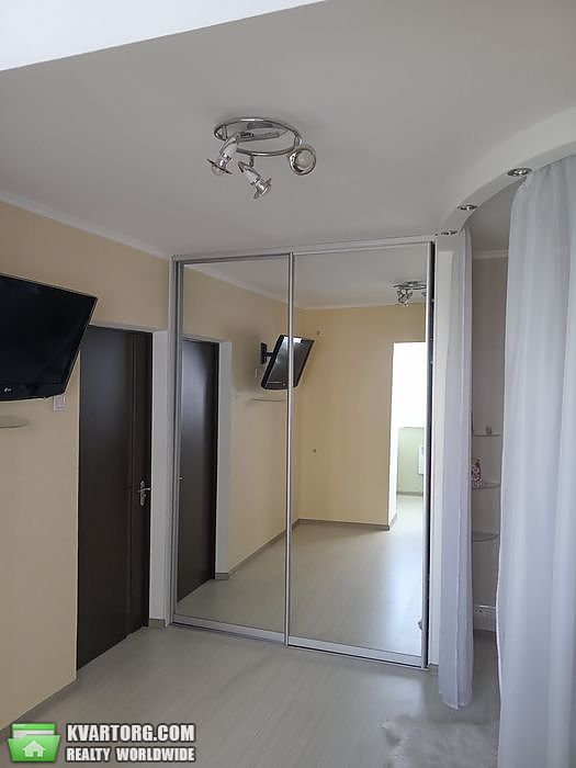 Sell 2-room apartment. Киев,  Маяковского — photo 7